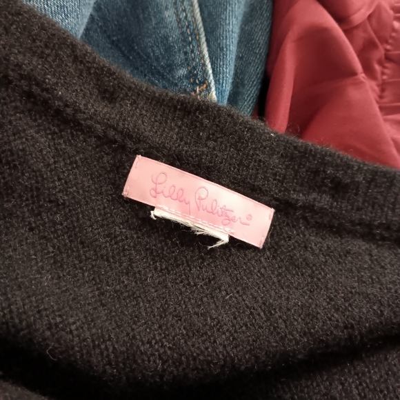 LILLY PULITZER Harp 100% Cashmere Black Knit Gold Button Large Wrap - Picture 5 of 5